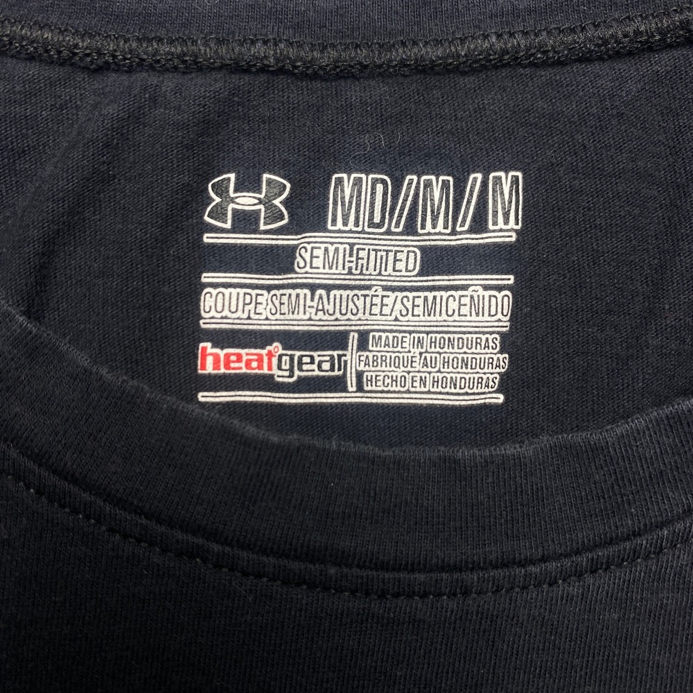 Under Armour Tshirt Womens Medium Black HeatGear USA Flag Graphic Semi-Fitted - Picture 6 of 7